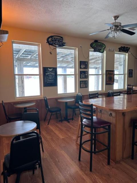 White Sands Inn, Marina, Bar & Grill Port Isabel Kültér fotó
